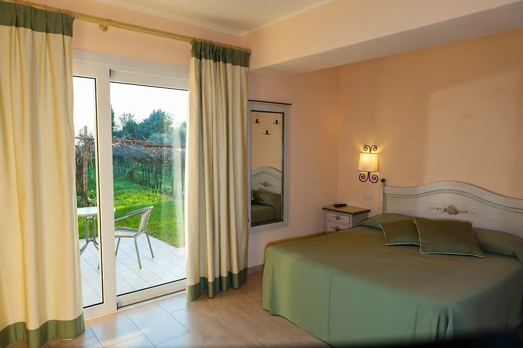 Agriturismo il Grappolo-1